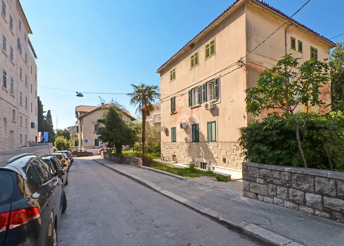 Bed & Breakfast Location 4*